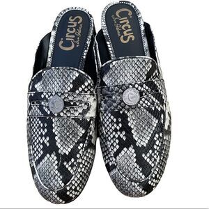 Circus by Sam Edelman ~ Embossed Snake Skin ~ Slip On Mule ~ size 9